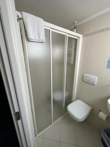 Hotel Villa Vera Ріміні Екстер'єр фото
